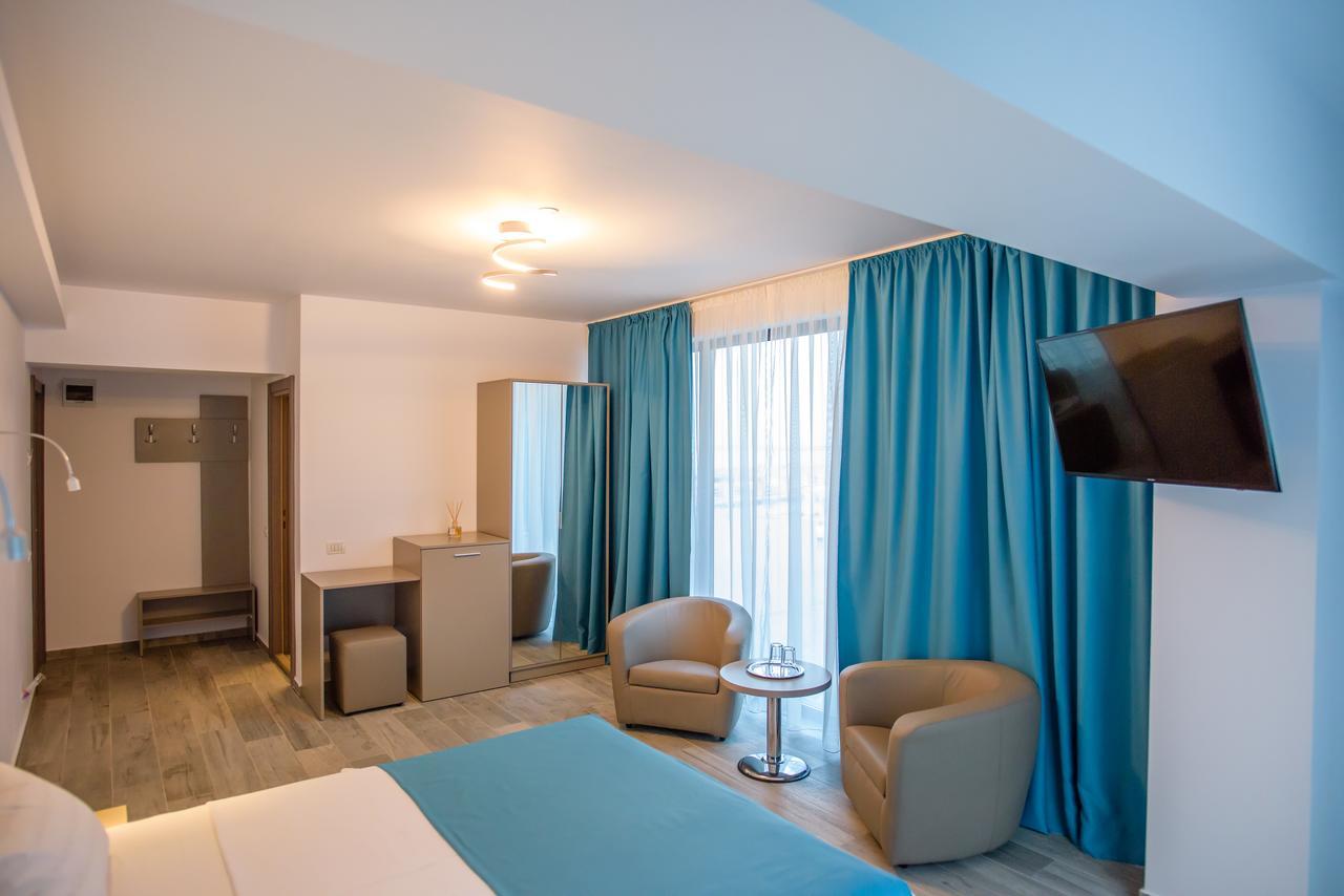 Belleview Suites Mamaia Exteriér fotografie